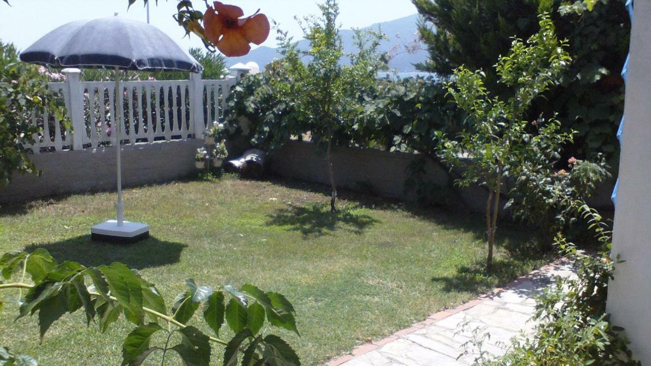 Villa Iris Vrasná 외부 사진